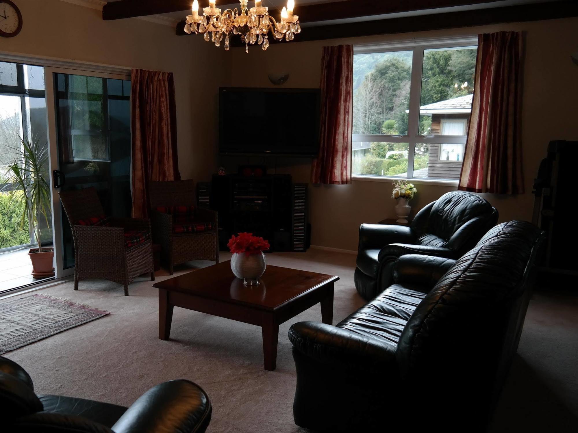 Sounds Vista B&B Піктон Екстер'єр фото